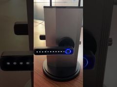 Présentation de l'application Tuya de serrure de porte à empreintes digitales à poignée carrée noire avec identification de verrouillage rapide pour vous